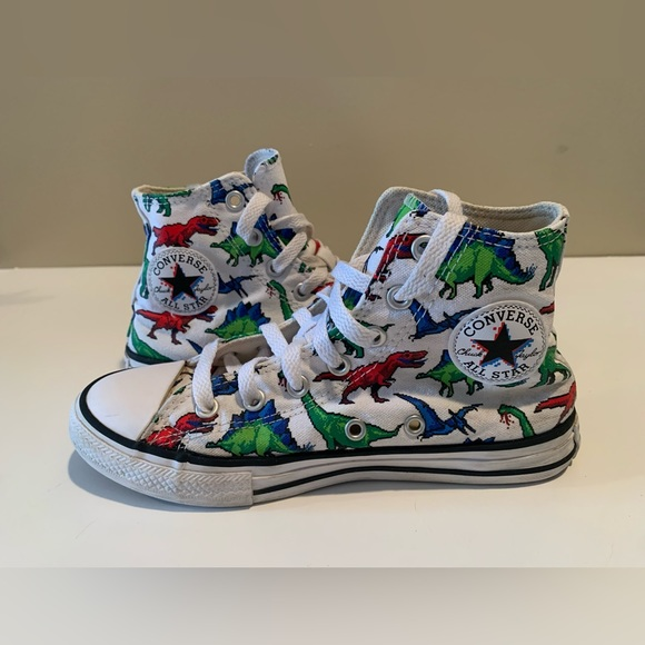 Converse Dinosaur Hi-Top Boy Sz 2‎ Shoes White Green Red Blue Chucks - Picture 1 of 7